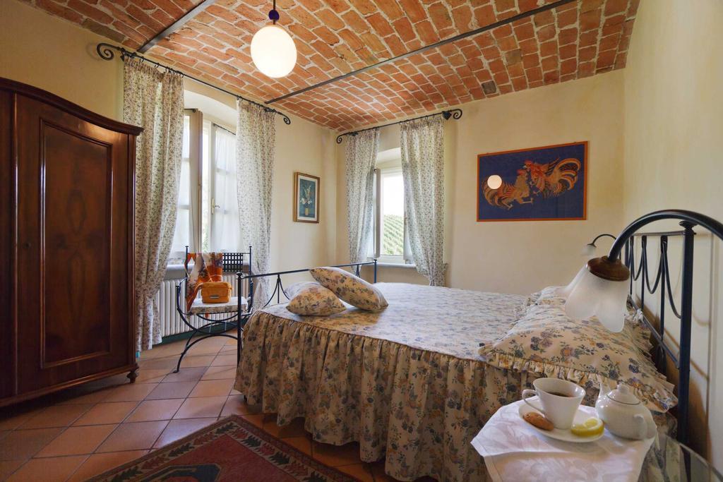 La Giribaldina Winery & Farmhouse Calamandrana Oda fotoğraf